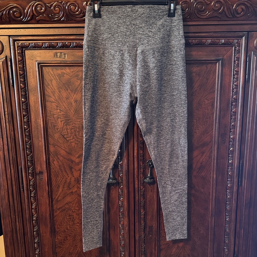Beyond Yoga Gray High-Waisted Leggings